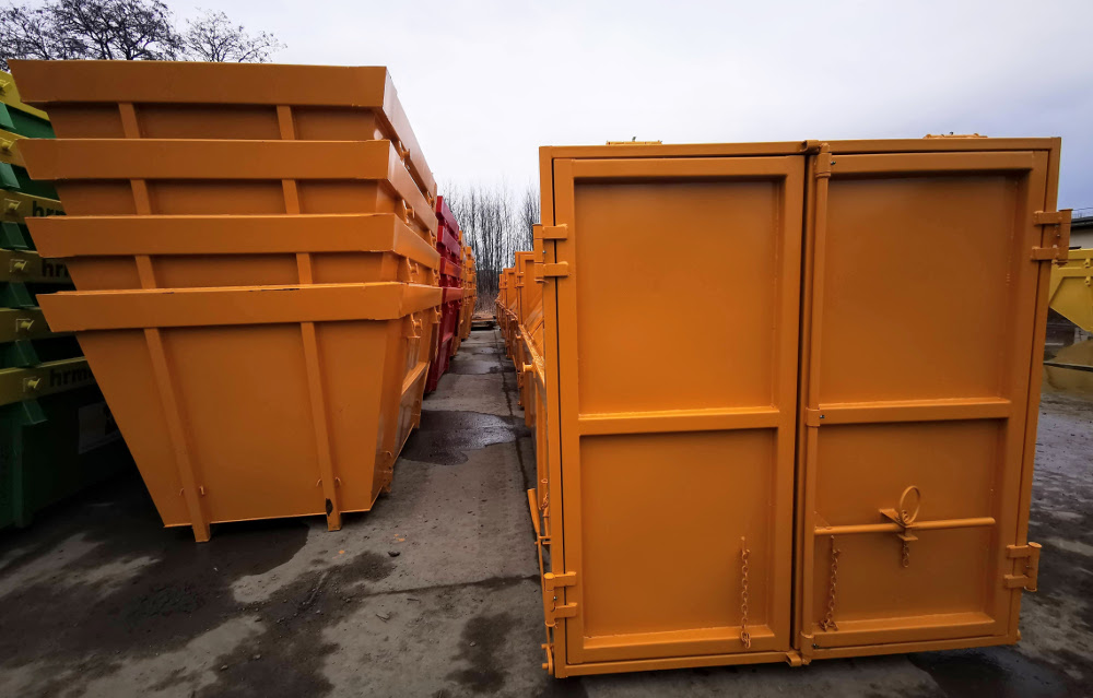 Skip containers from Stalowe Centrum Serwisowe